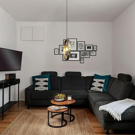 Charmantes Townhaus Mit Garten, W-Lan & Netflix Potsdam Extérieur photo