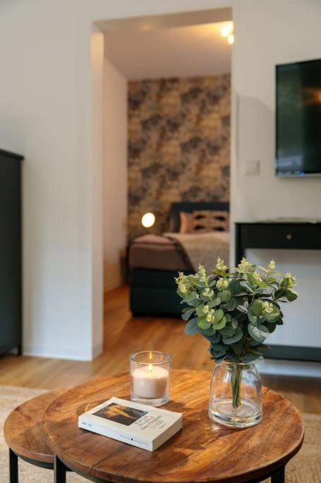 Charmantes Townhaus Mit Garten, W-Lan & Netflix Potsdam Extérieur photo